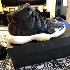 Air Jordan 11 72-10  size 6y BG